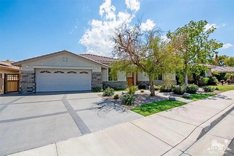 77525 Barons, Palm Desert, CA 92211