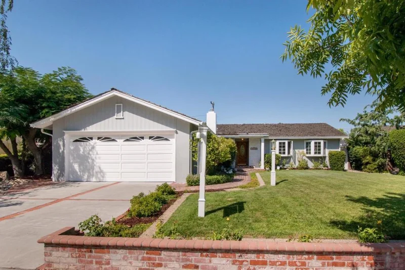 10195 Western, Cupertino, CA 95014