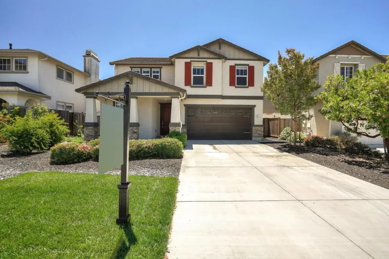 462 La Primavera, Gilroy, CA 95020