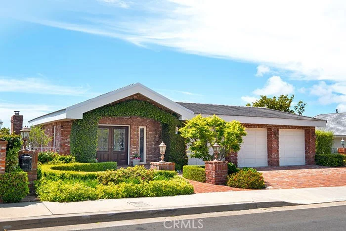 9 San Sebastian, Newport Beach, CA 92660