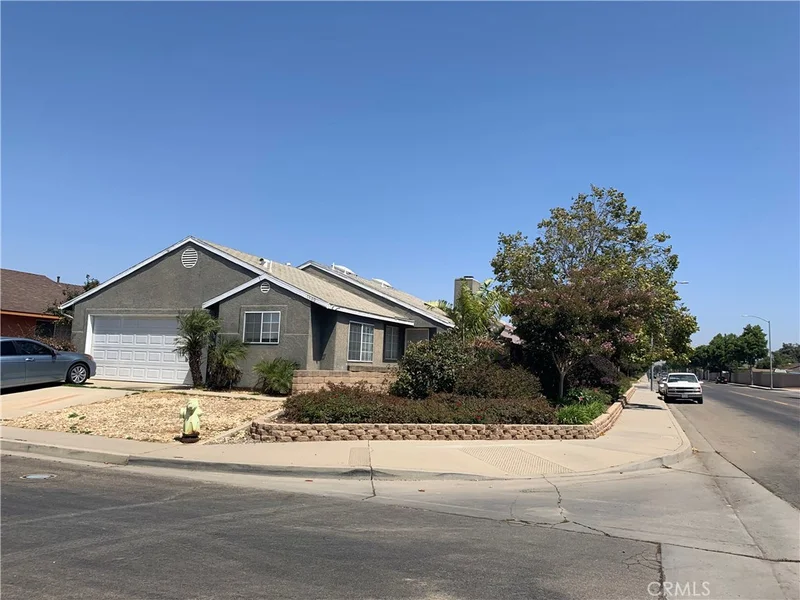 1902 Dejoy, Santa Maria, CA 93458