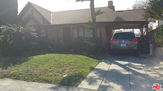 9111 Dalton, Los Angeles, CA 90047