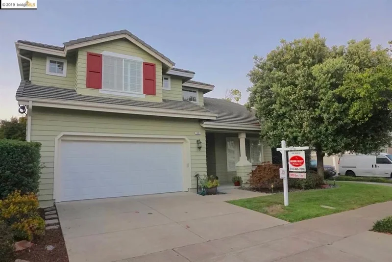 101 Sweet Rd, Alameda, CA 94502