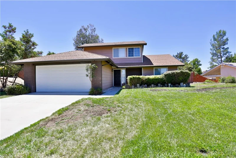 42231 Cosmic, Temecula, CA 92592