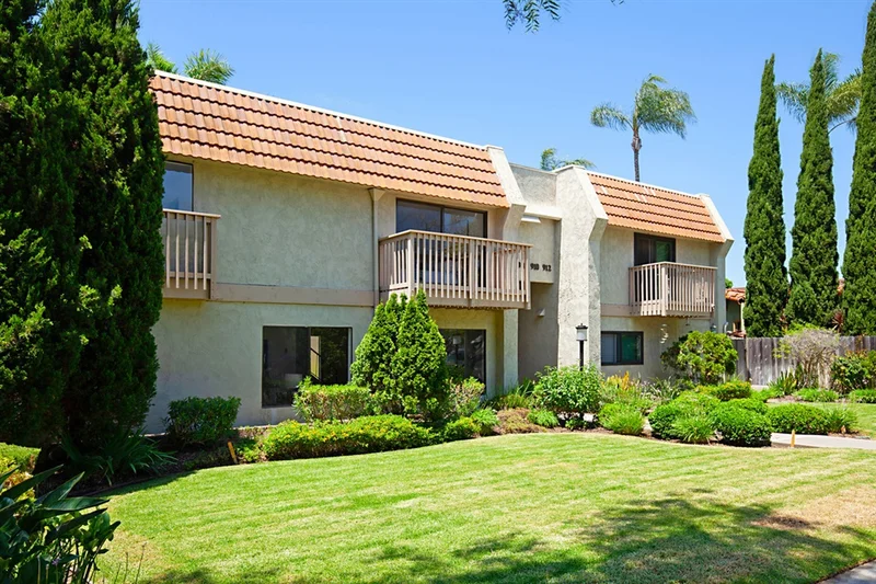912 E Ave, Coronado, CA 92118