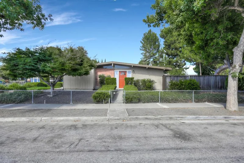 897 Lakehaven, Sunnyvale, CA 94089