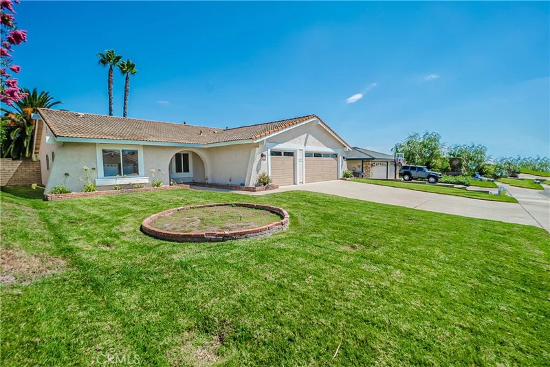4542 Miller, La Verne, CA 91750