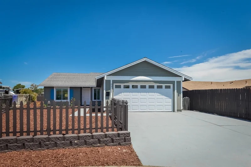 8456 Noeline Pl, San Diego, CA 92114
