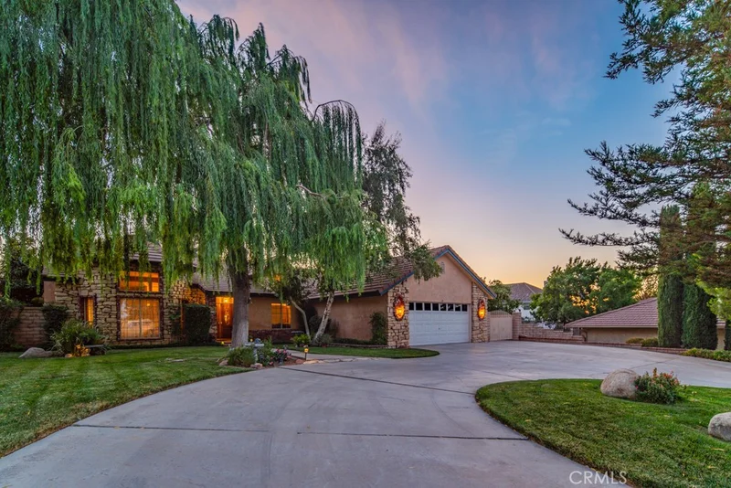 41643 57th, Quartz Hill, CA 93536