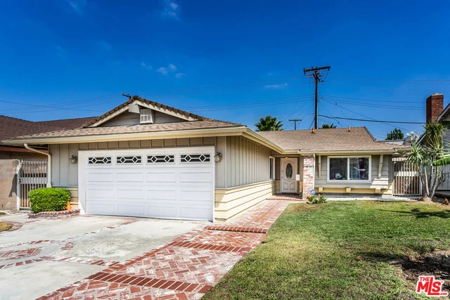 257 140th, Los Angeles, CA 90061