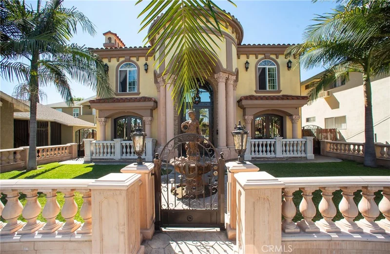 2974 Clarendon, Huntington Park, CA 90255