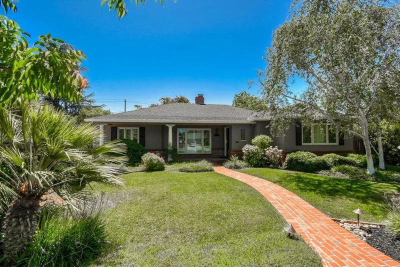 1132 Husted, San Jose, CA 95125