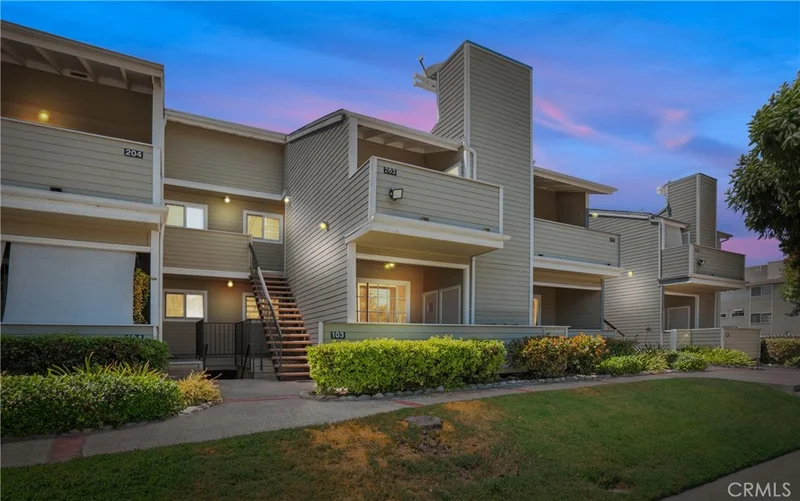 777 Citrus #103, Azusa, CA 91702