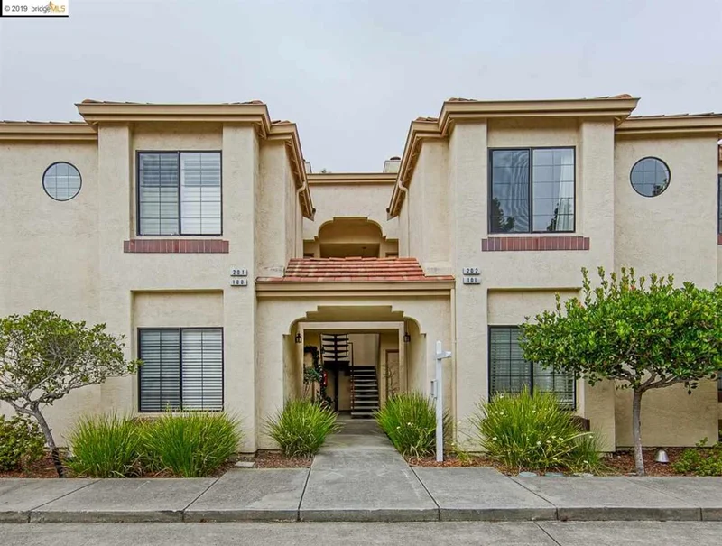 85 Tahoe Ct #100, San Ramon, CA 94582