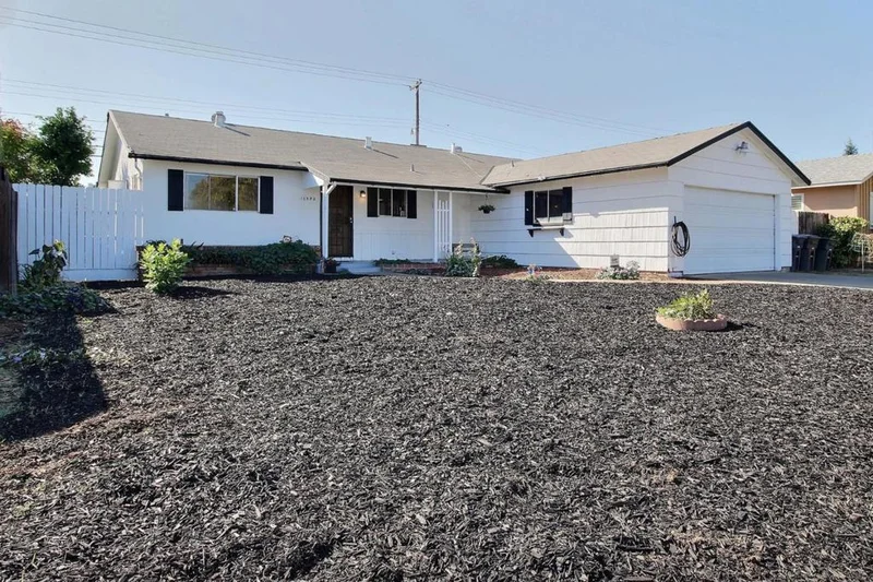 10372 Malaga, Rancho Cordova, CA 95670