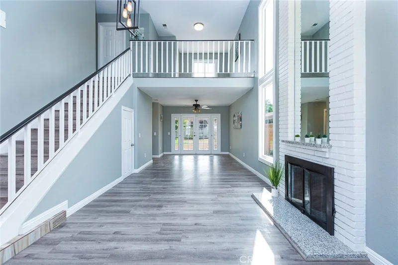 11319 Vale Vista, Fontana, CA 92337