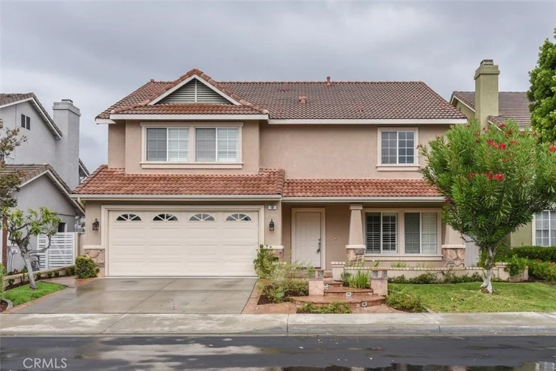 10 Arizona, Irvine, CA 92606