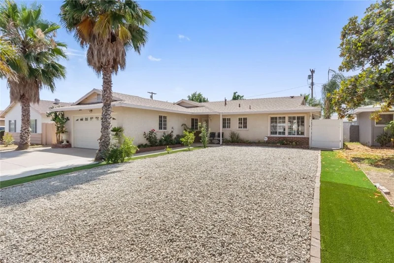 11221 Collett, Granada Hills, CA 91344