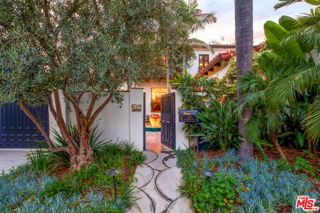 511 Sierra, Beverly Hills, CA 90210