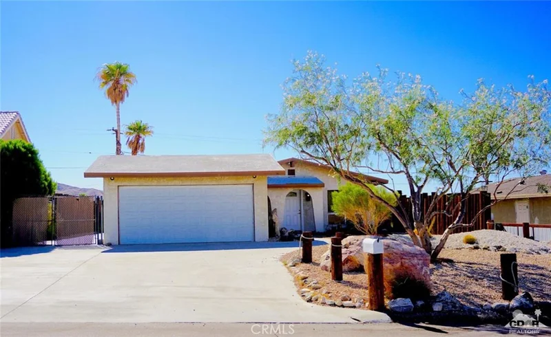10202 Santa Cruz, Desert Hot Springs, CA 92240
