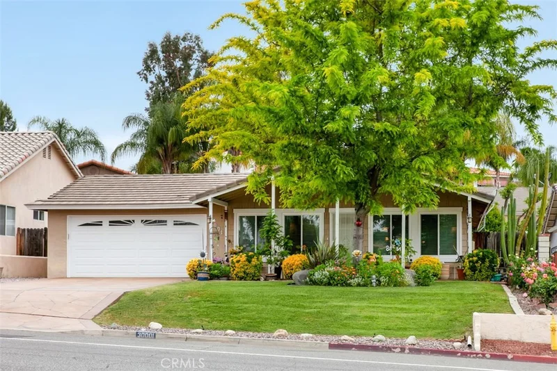 30001 Vacation, Canyon Lake, CA 92587