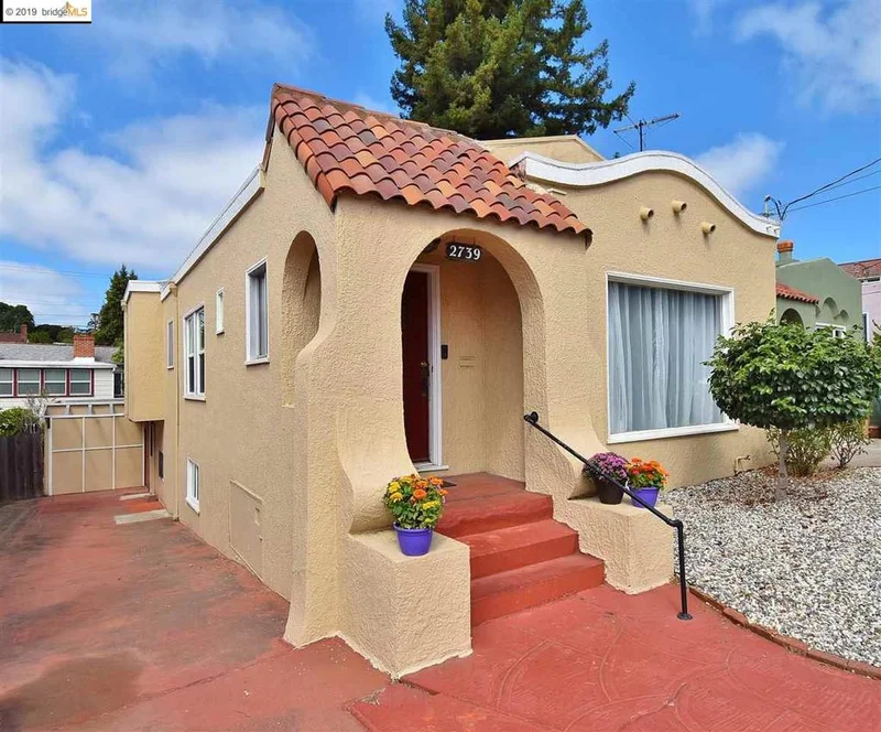 2739 Grande Vista Avenue, Oakland, CA 94601
