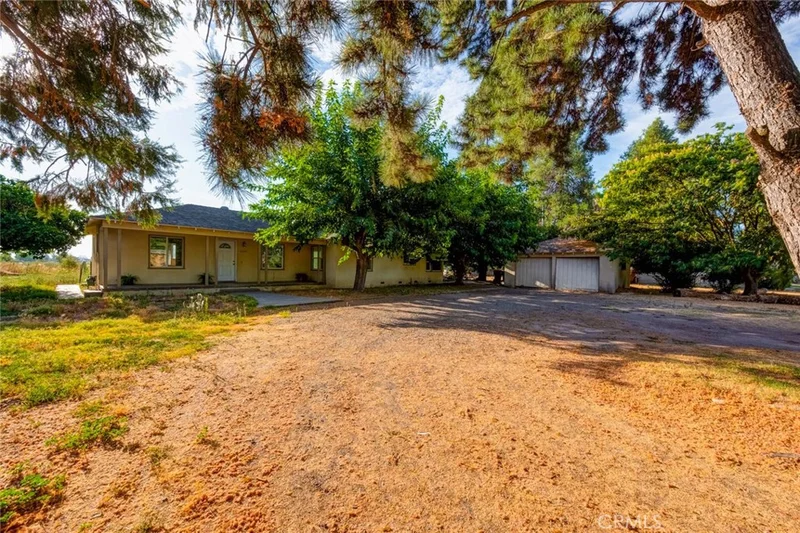 6244 Cypress Ave, Winton, CA 95388