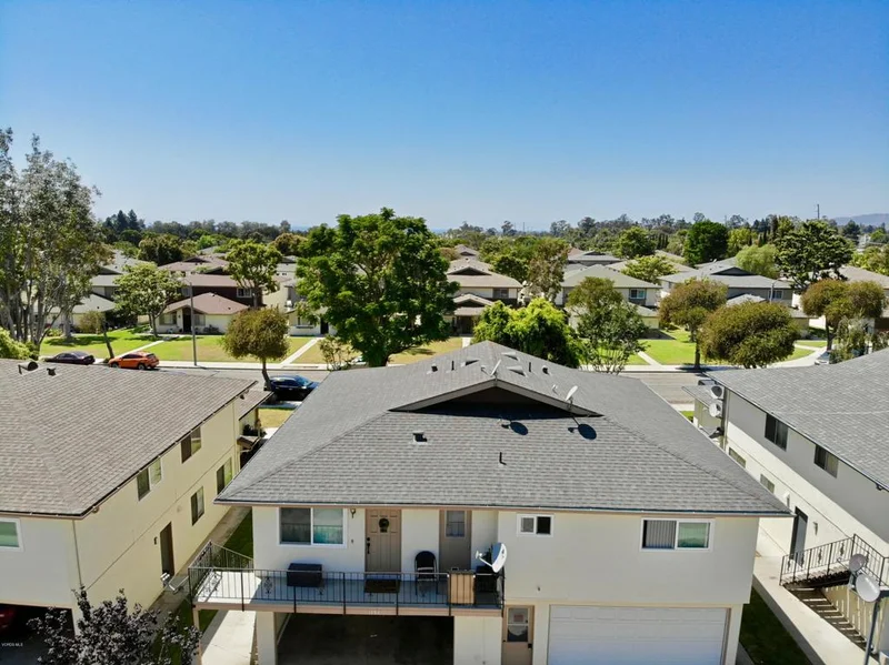 1158 Carlsbad, Ventura, CA 93003