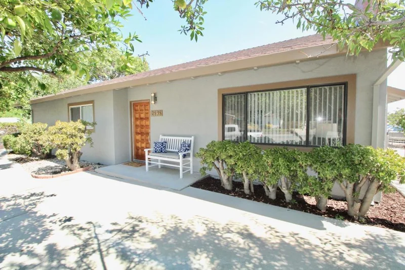 2595 Dixon, Santa Clara, CA 95051