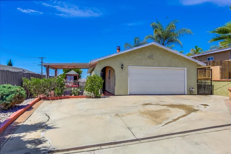 1006 Paraiso Ave, Spring Valley, CA 91977