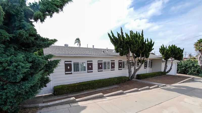 6315 Calle Pavana, San Diego, CA 92139