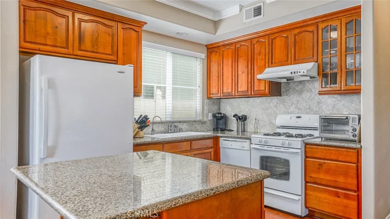 6157 Lapis, Riverside, CA 92503