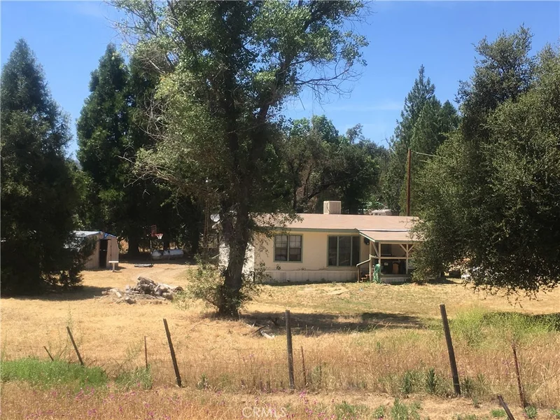 41325 Highway 49, Oakhurst, CA 93644