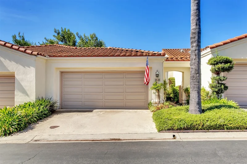 29519 Castle Creek Ln, Escondido, CA 92026