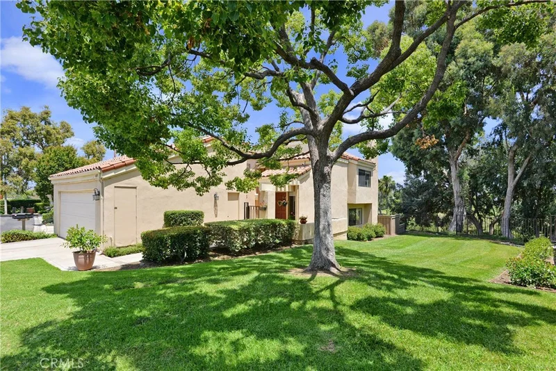 419 Thunderbird, Fullerton, CA 92835
