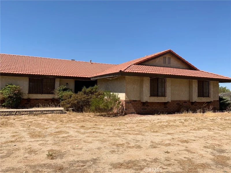 11356 7th, Hesperia, CA 92345