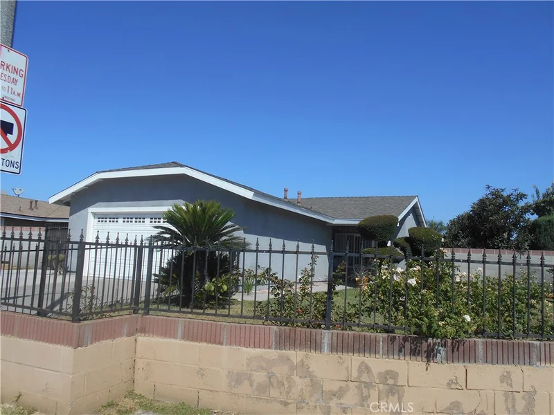 557 Pacific, Carson, CA 90745
