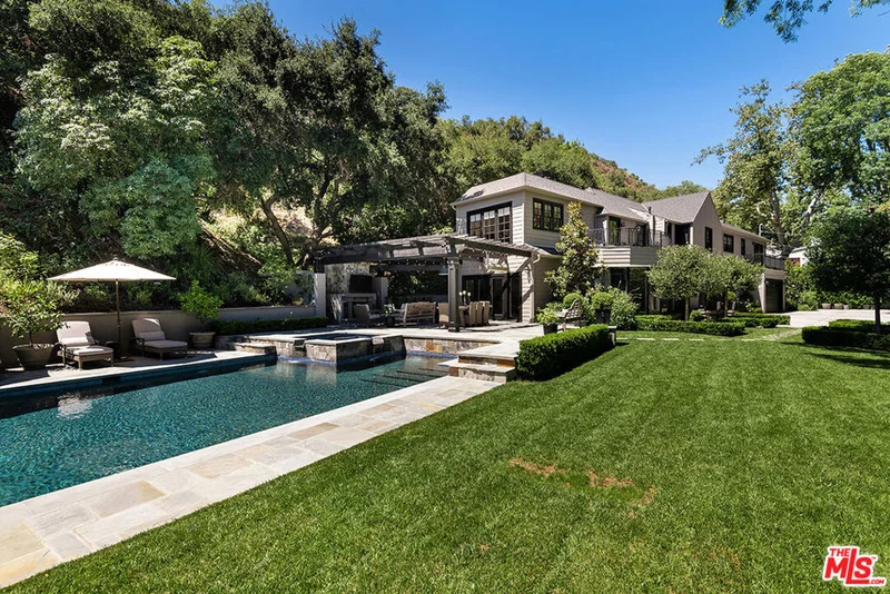 1857 Benedict Canyon, Beverly Hills, CA 90210