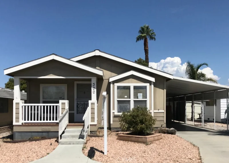 300 San Mateo, Hemet, CA 92543