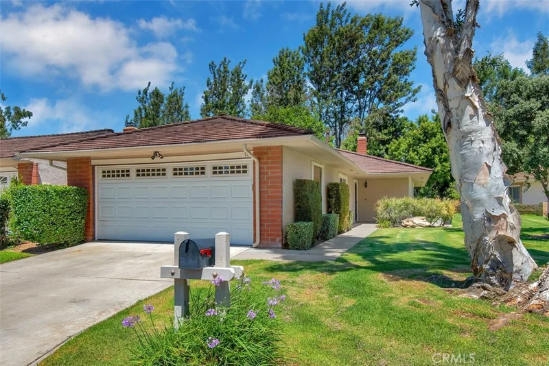 10 Featherwood, Irvine, CA 92612