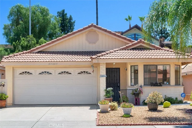 27307 El Puente, Menifee, CA 92586