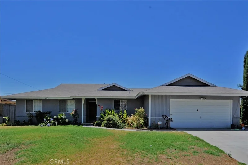 27123 Stratford, Highland, CA 92346