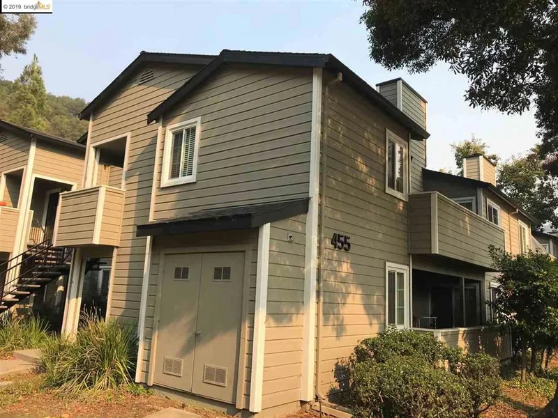 455 Canyon Oaks ##A, Oakland, CA 94605