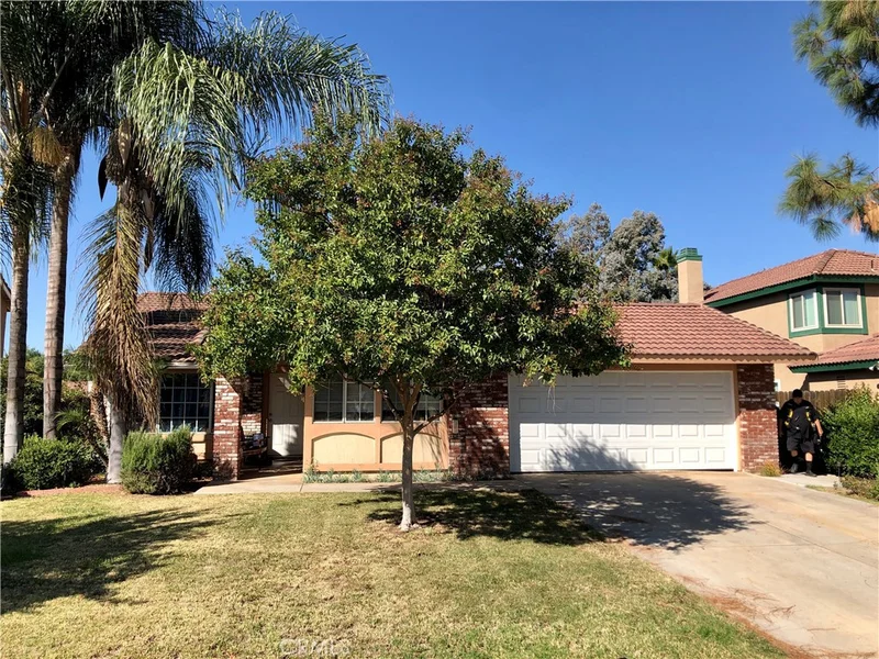 8743 Belladona, Riverside, CA 92508
