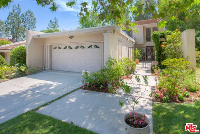 2747 Claray, Los Angeles, CA 90077