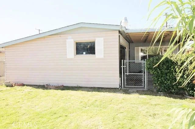 1016 Elizabeth, Barstow, CA 92311