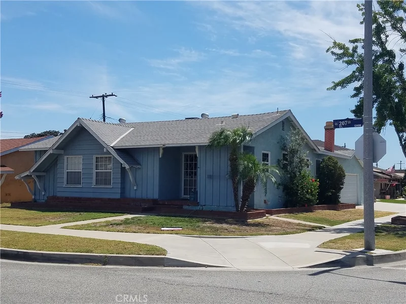 12402 207th, Lakewood, CA 90715