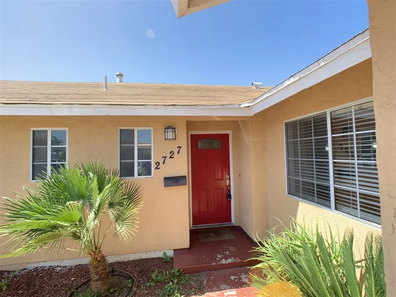 2727 Elrose Dr., San Diego, CA 92154
