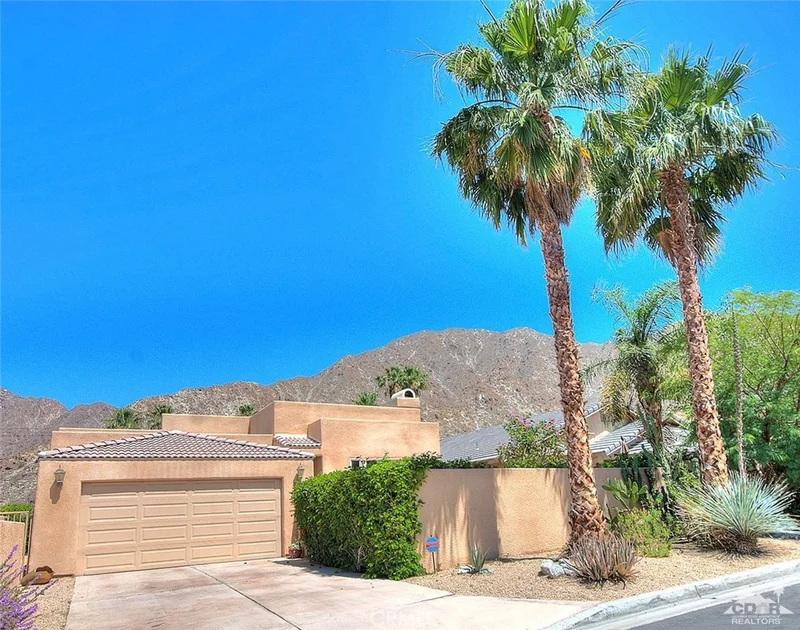 54330 Avenida Martinez, La Quinta, CA 92253