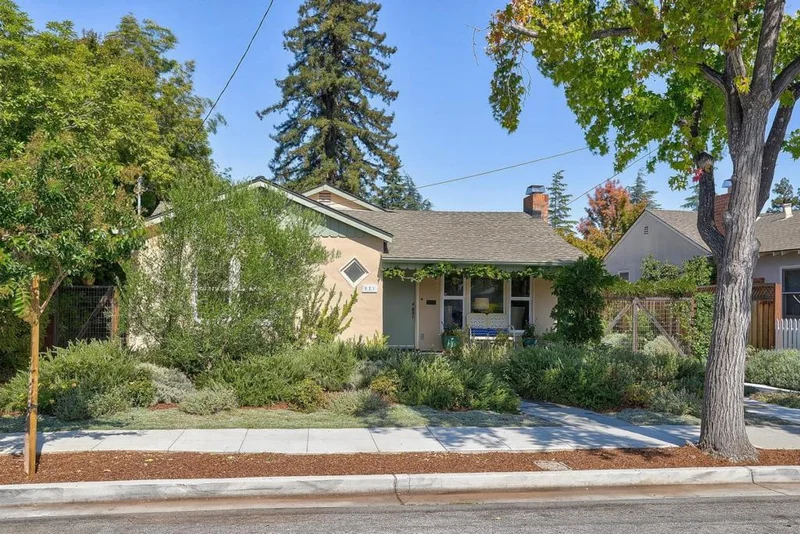 521 Bryan, Sunnyvale, CA 94086
